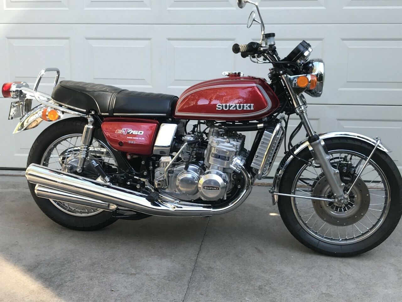 Suzuki GT750